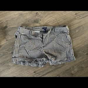 Gap shorts